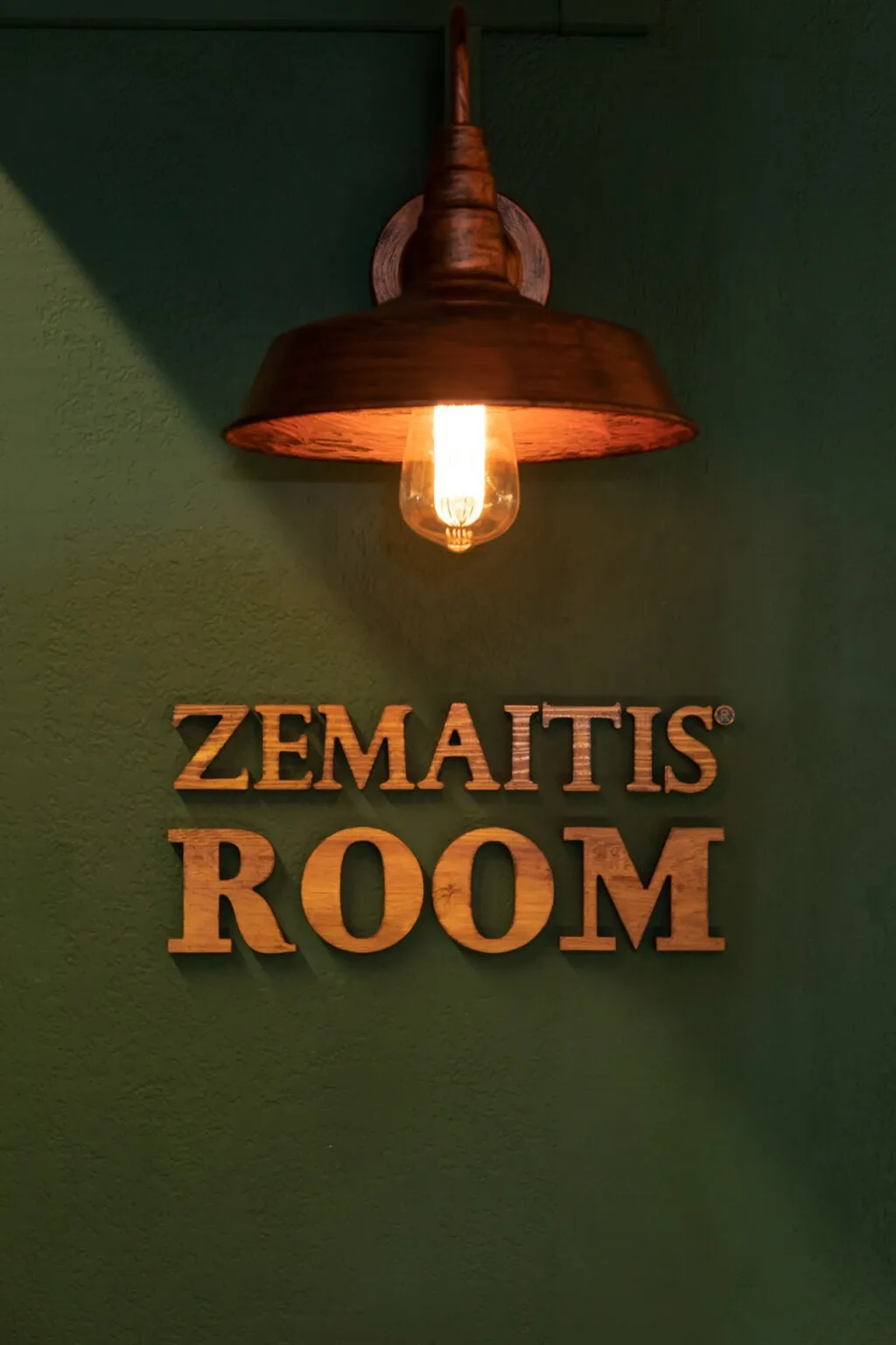 Zemaitis/Greco Osaka Showroom