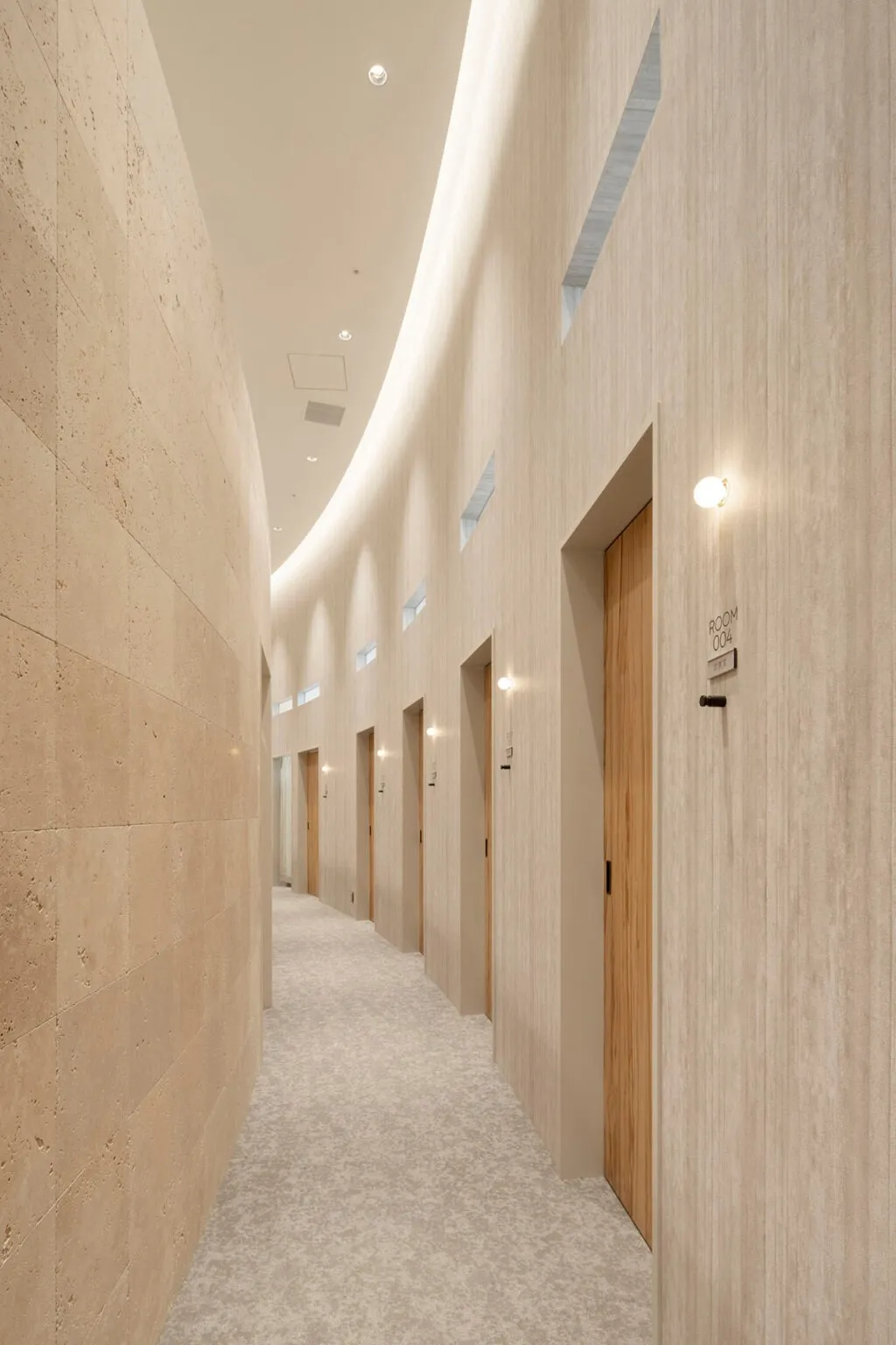 MISEL Clinic/ReVIOS/Art Make Studio