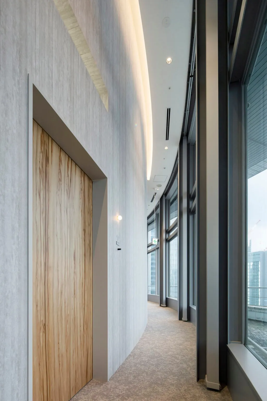 MISEL Clinic/ReVIOS/Art Make Studio
