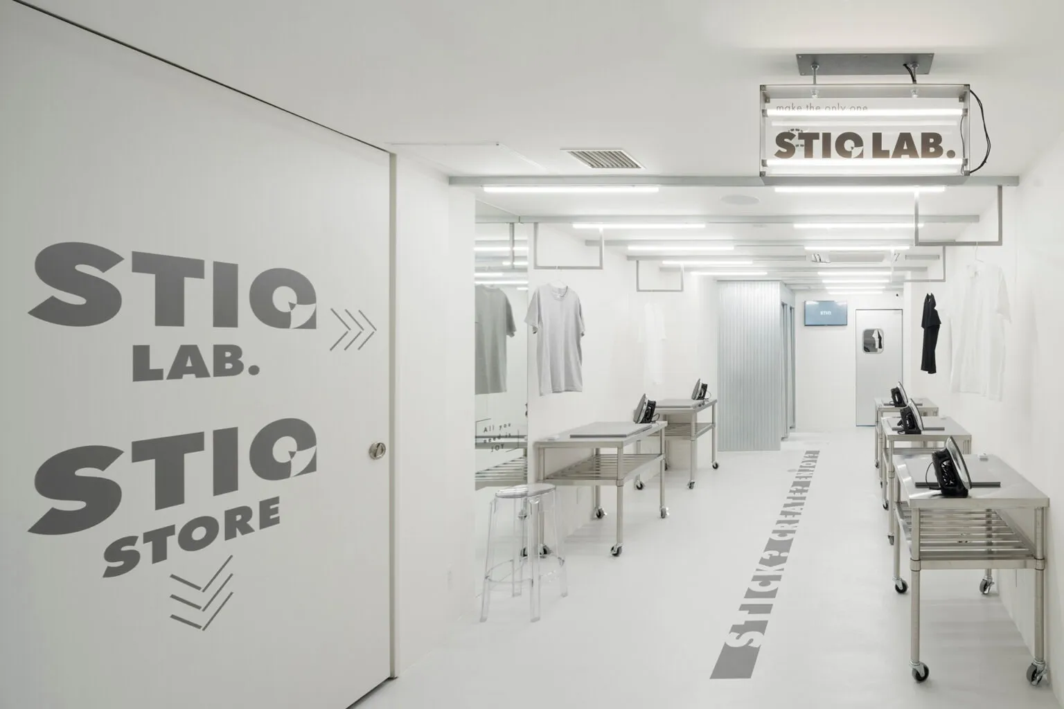 STIQ Store Shinsaibashi