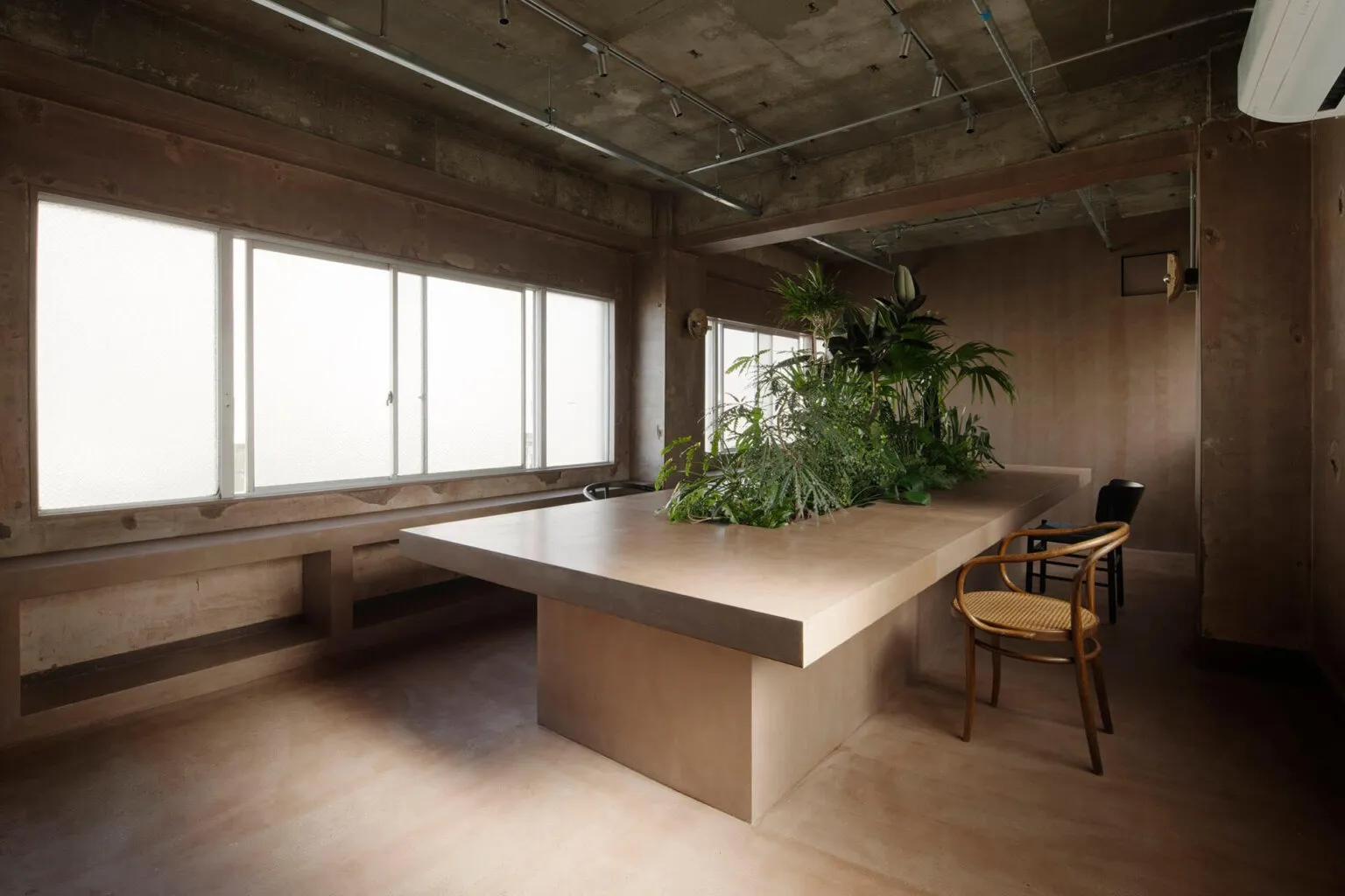 sisi inc. Office